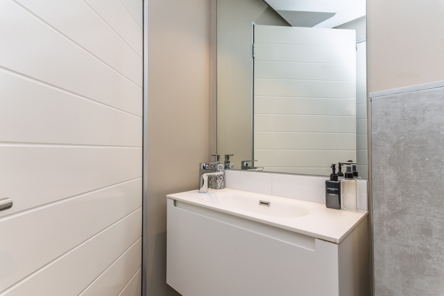 2 Bedroom Property for Sale in Cape Town City Centre Western Cape